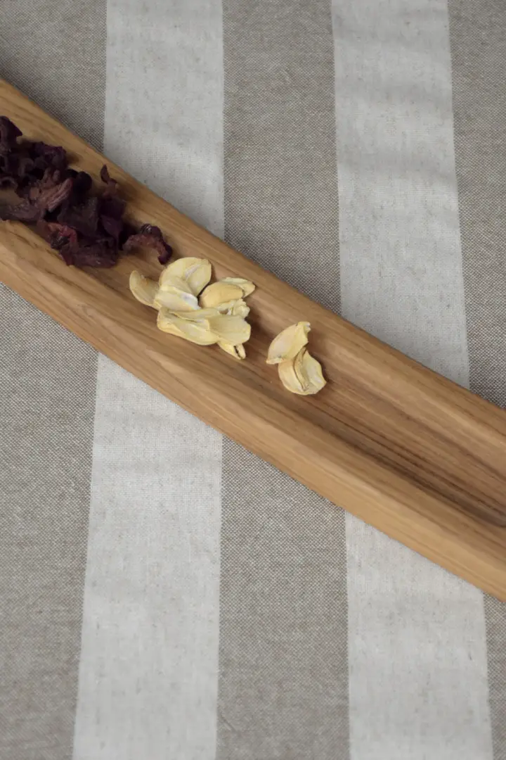 Tabla Thais en madera Petiribí