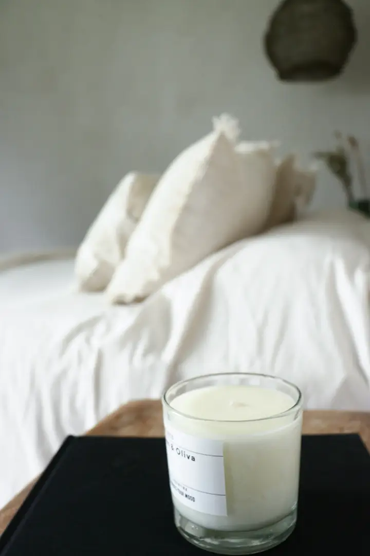 Vela Jade Peonia y Oliva