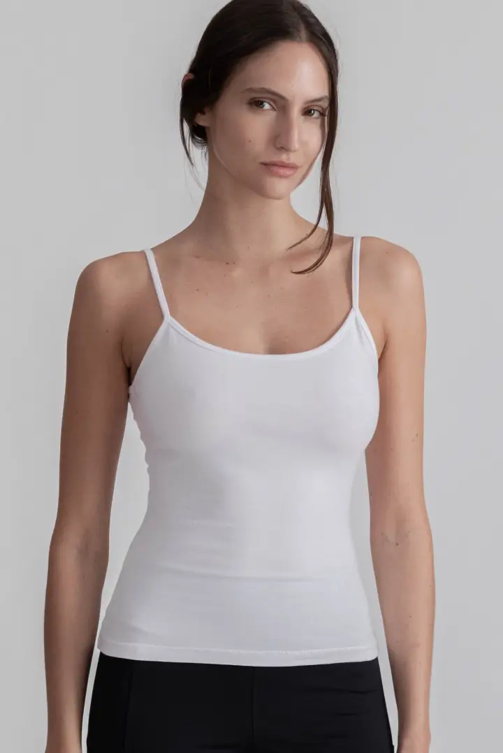 MUSCULOSA SARA