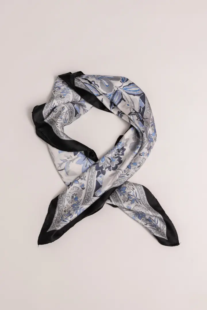 Pañuelo Flora