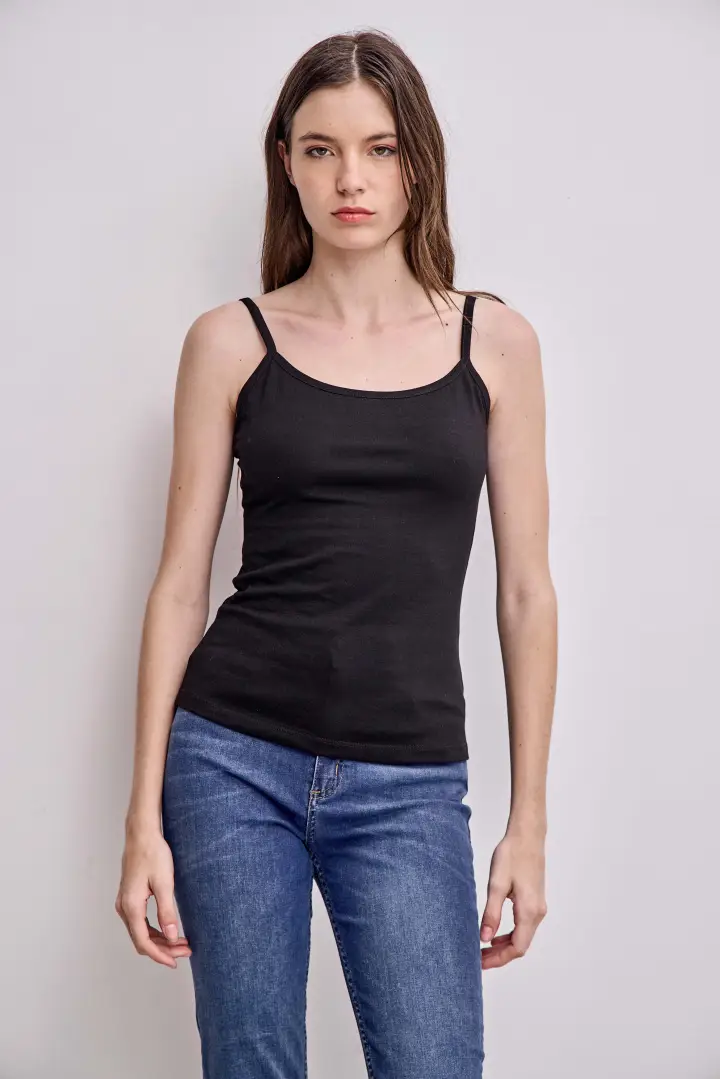 MUSCULOSA SARA
