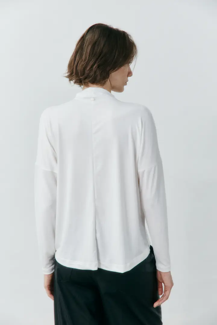 REMERA BUSTINZAH