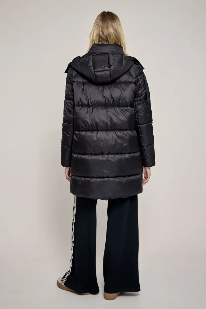 CAMPERA CHALTEN