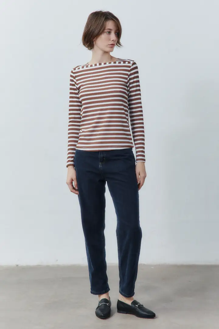 REMERA AROCENA