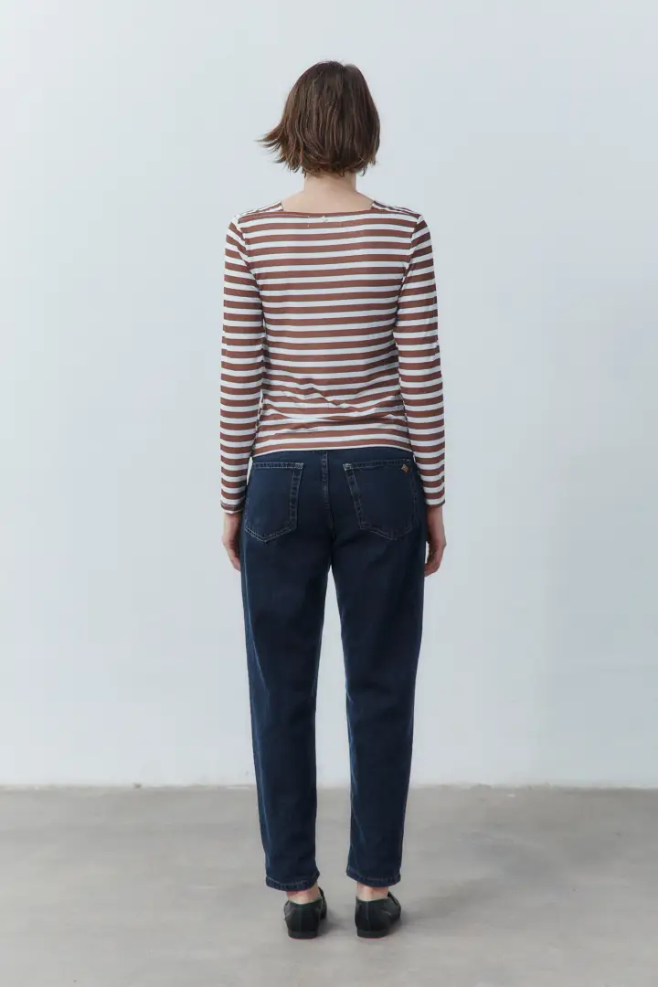 REMERA AROCENA