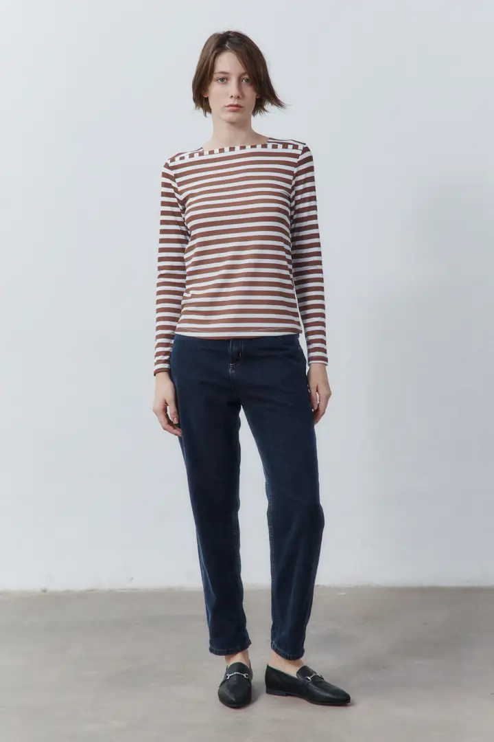 REMERA AROCENA