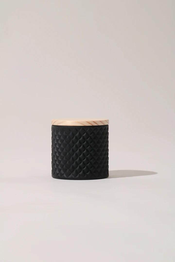 Vela Montcalm Negra