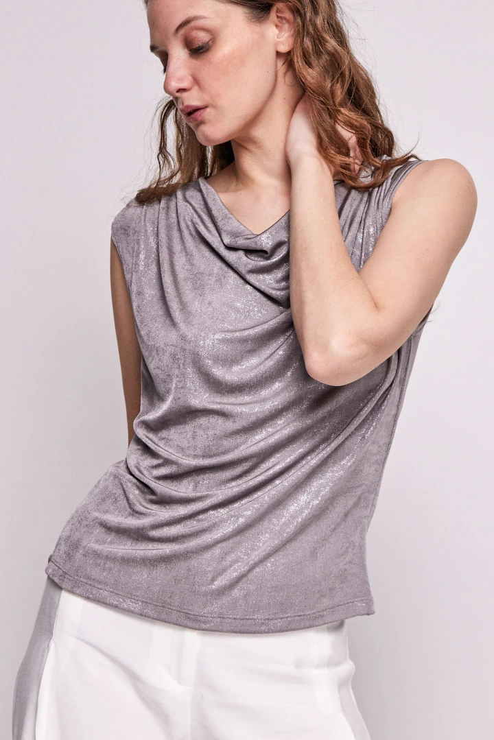 Remera Sarda
