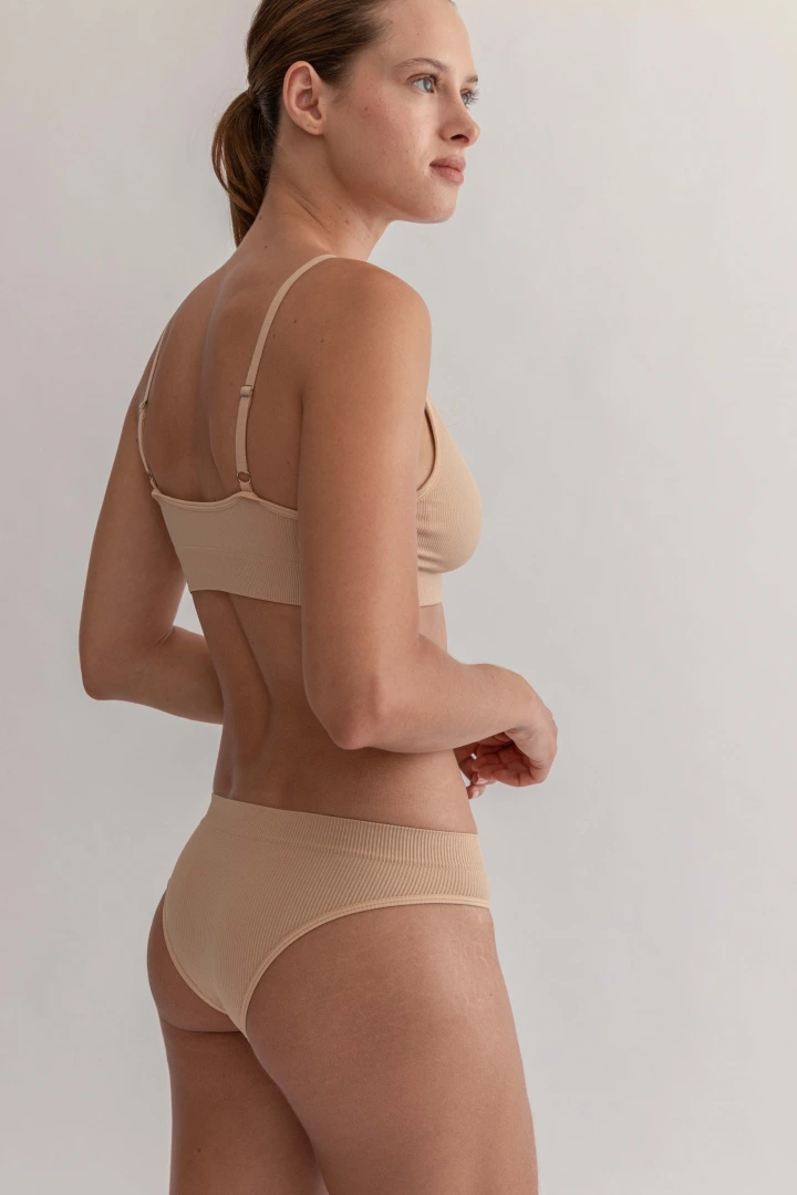 VEDETINA RENAT