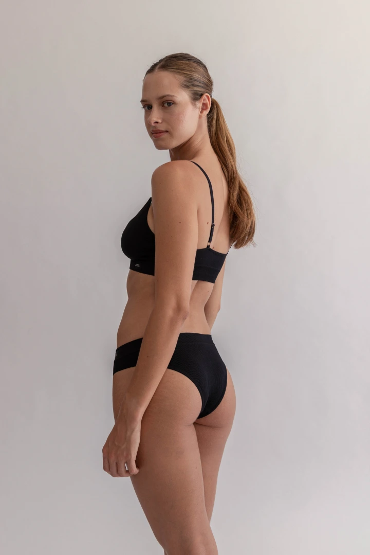 VEDETINA RENAT