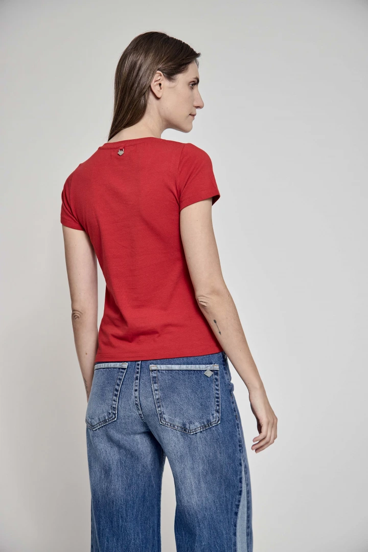 REMERA EMILIA