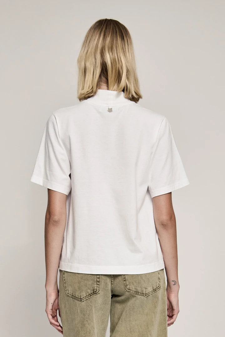 REMERA JAZMIN