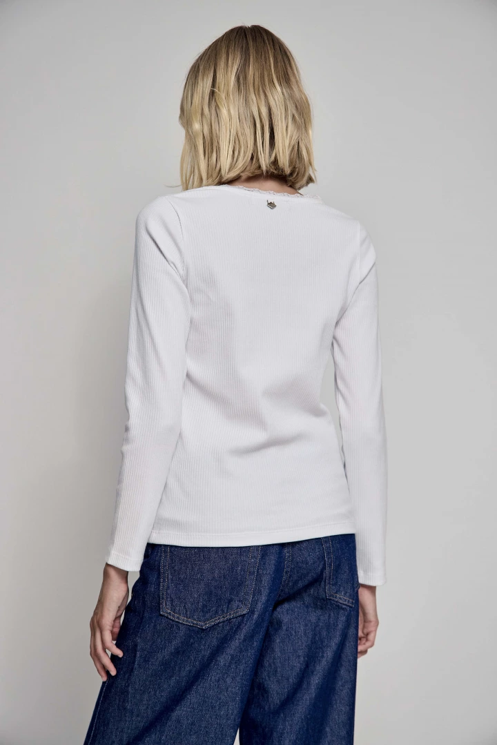 REMERA POMONA