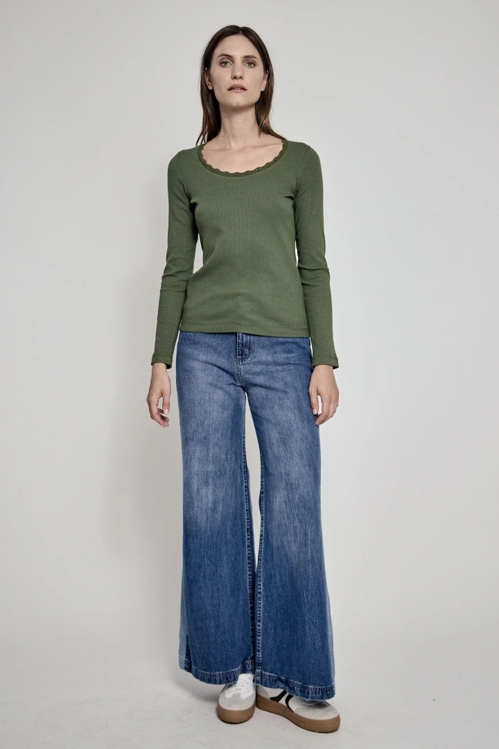 REMERA POMONA