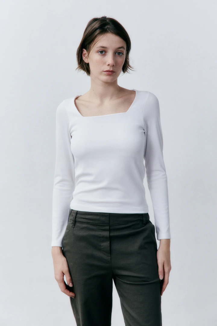 REMERA OLIVA