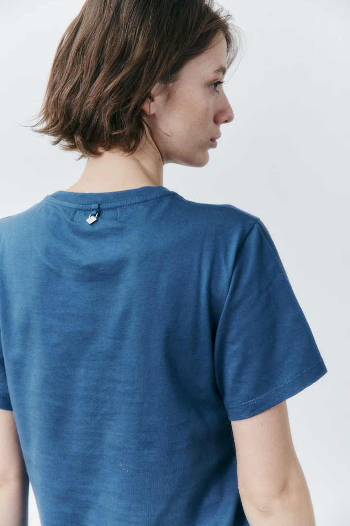 REMERA ORQUIDEA