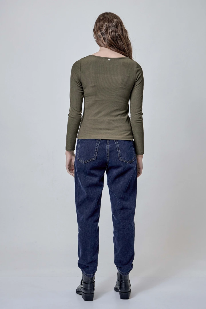 REMERA OLIVA