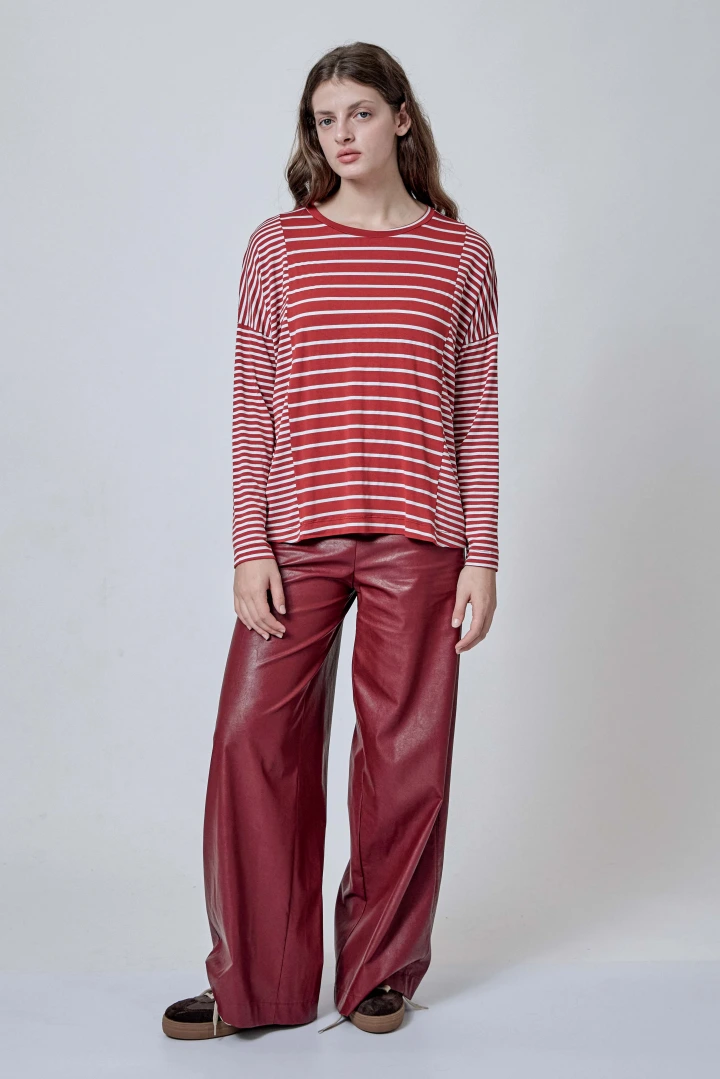 REMERA MORANTE