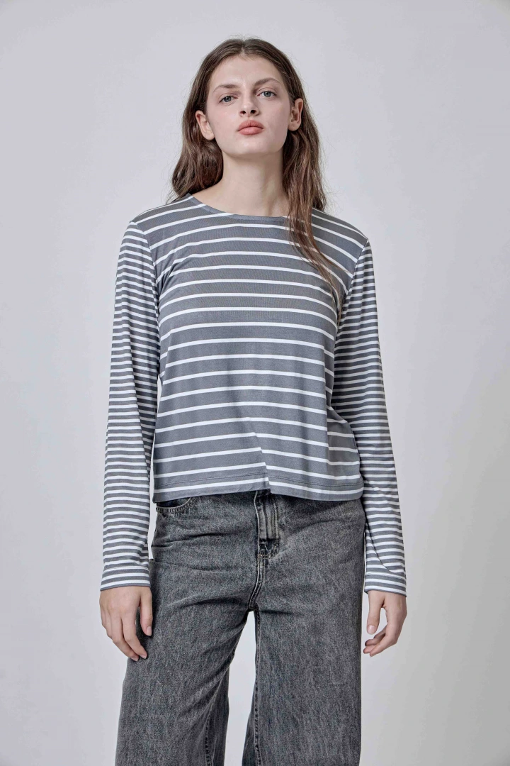 REMERA TOTORAL