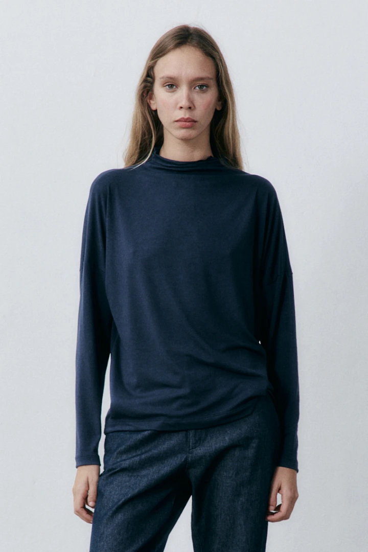 REMERA BUSTINZAH