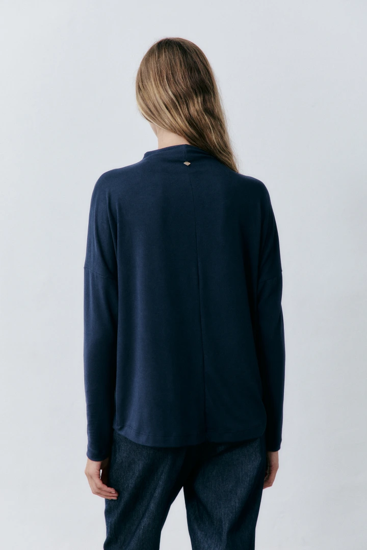 REMERA BUSTINZAH
