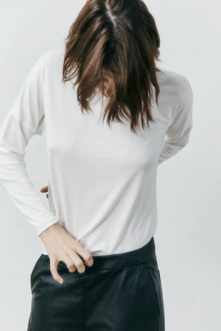 REMERA BUSTINZAH