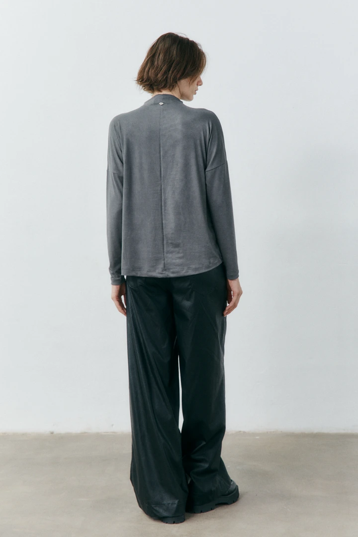 REMERA BUSTINZAH