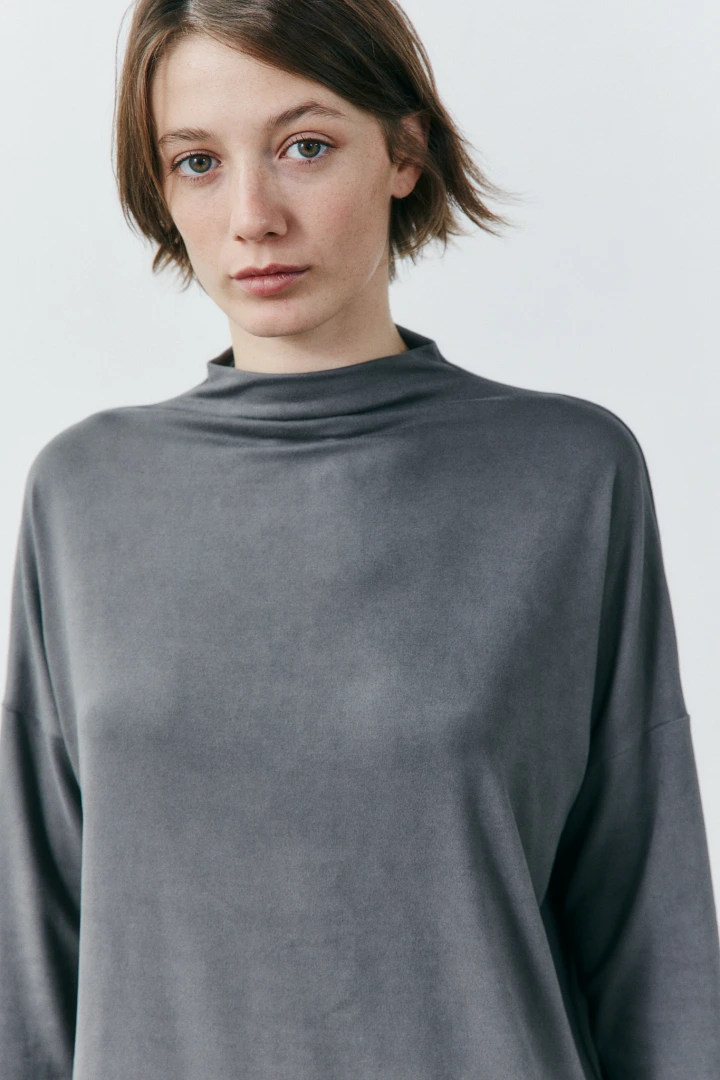 REMERA BUSTINZAH