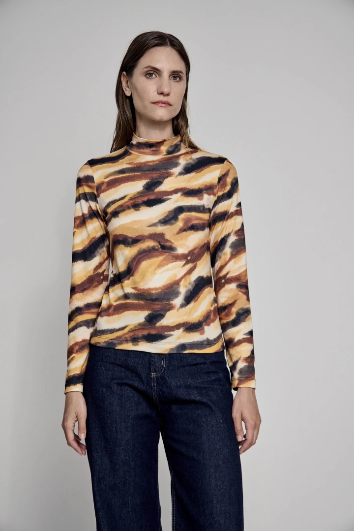 REMERA RUMENCO