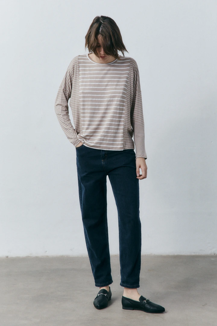 REMERA MORANTE