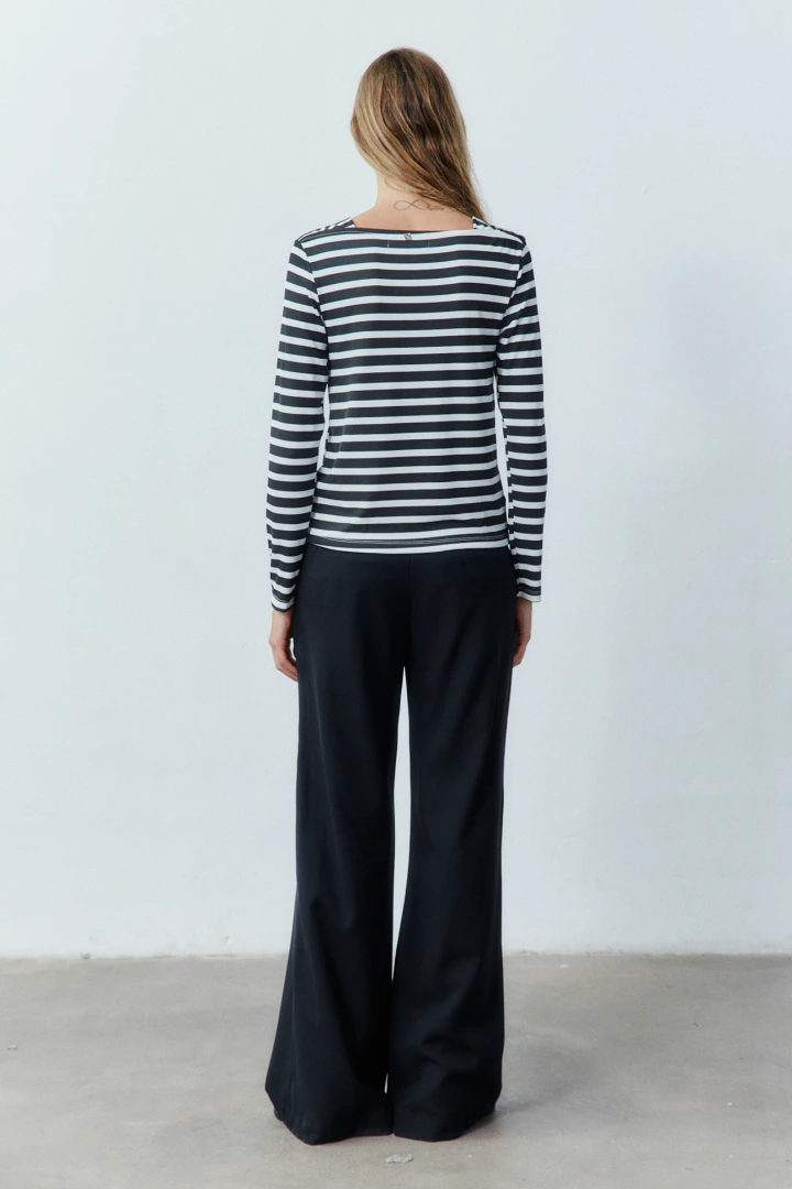 REMERA AROCENA