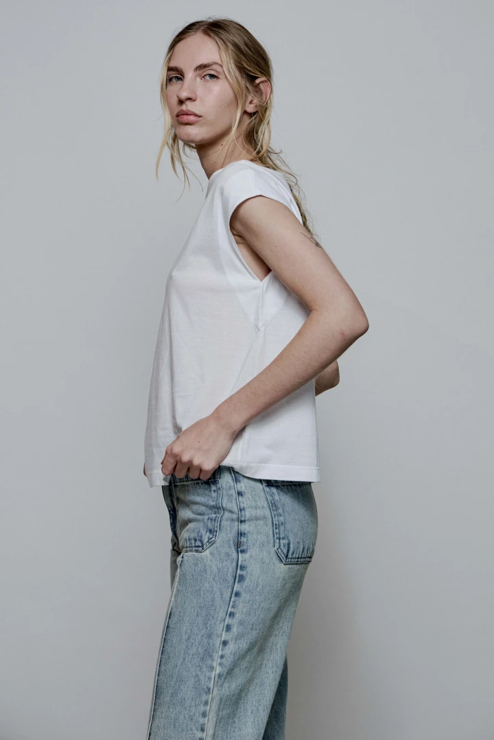 REMERA AZALEA