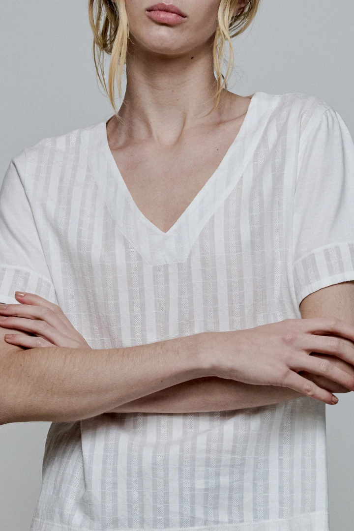 REMERA CLEO