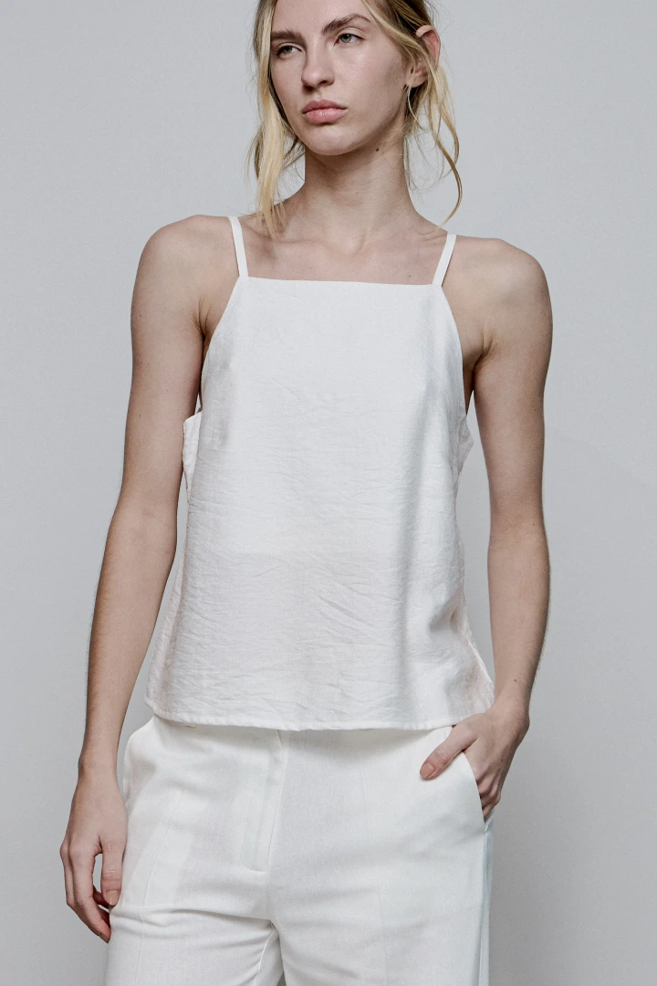 TOP ANIA