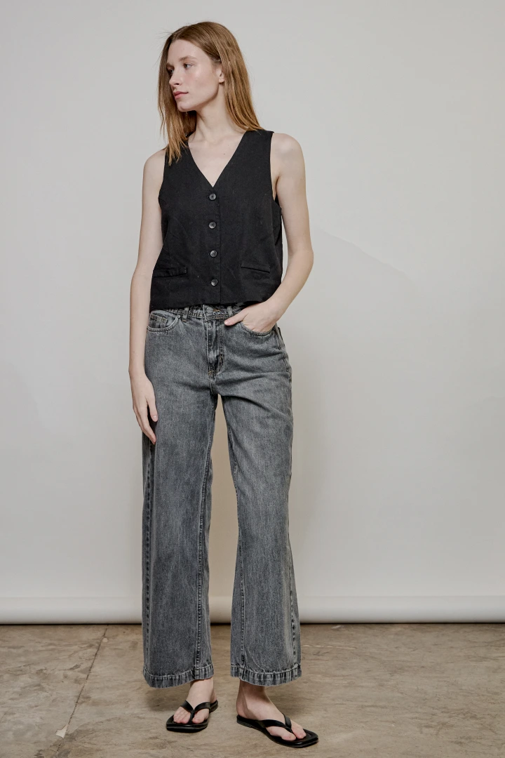 JEAN JULIA