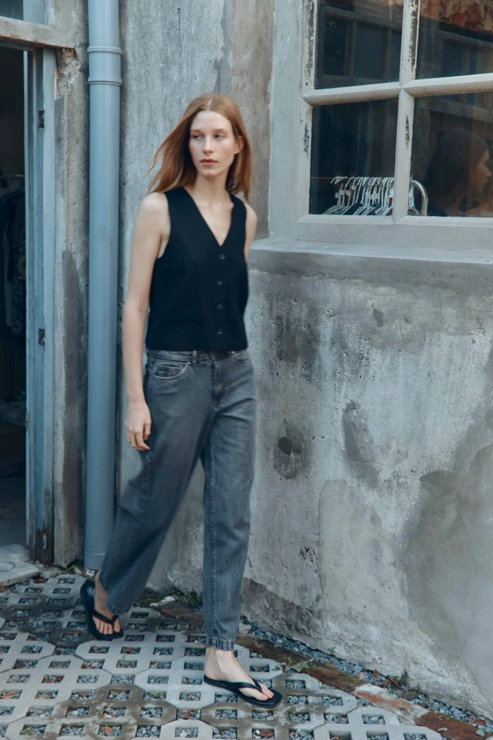 JEAN JULIA