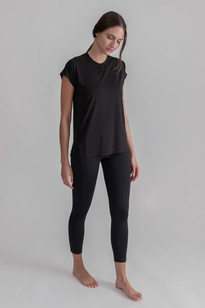 REMERA HERA