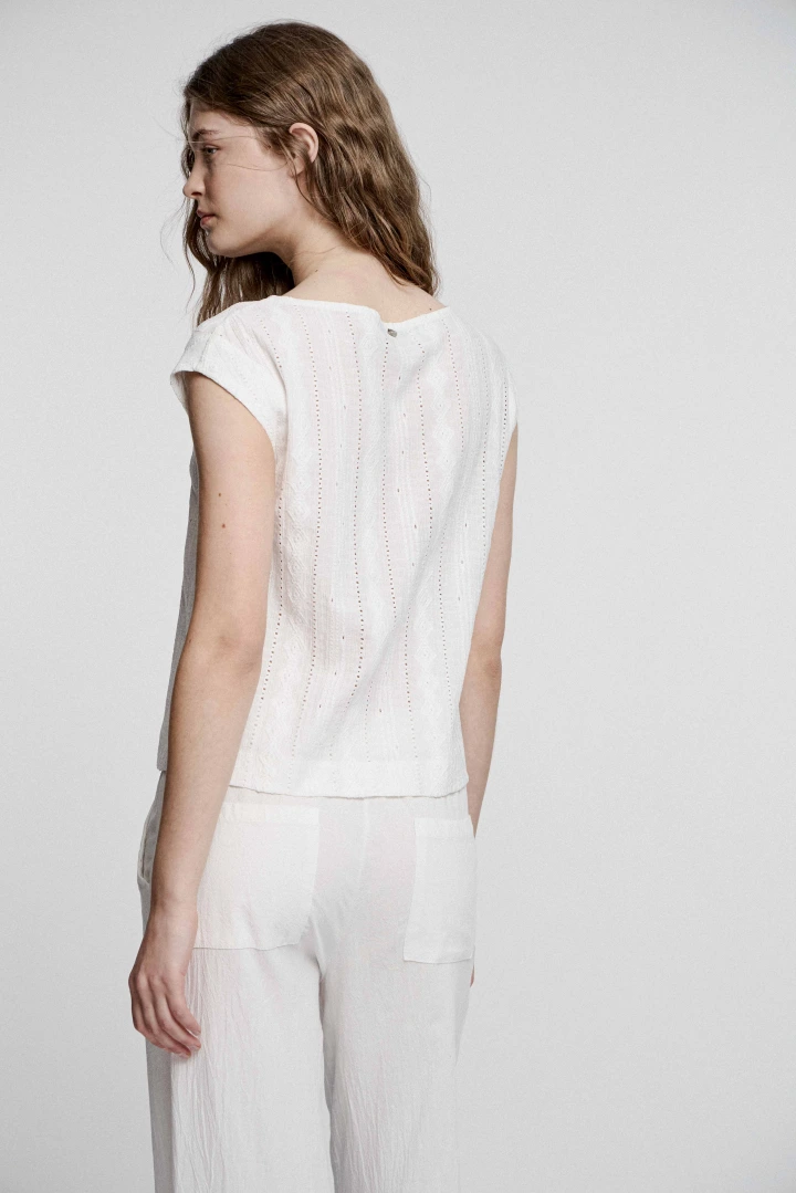 REMERA TRIANA