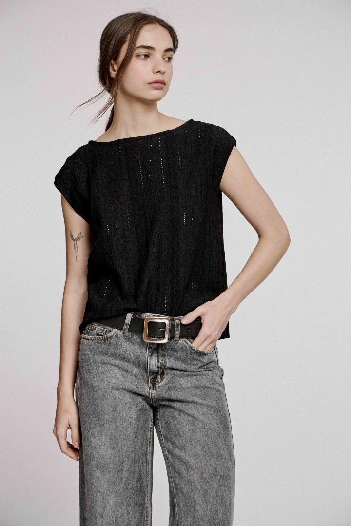 REMERA TRIANA