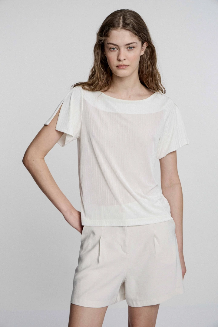 REMERA BENILDE