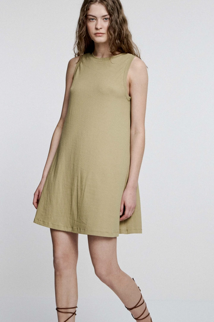 VESTIDO LYRA
