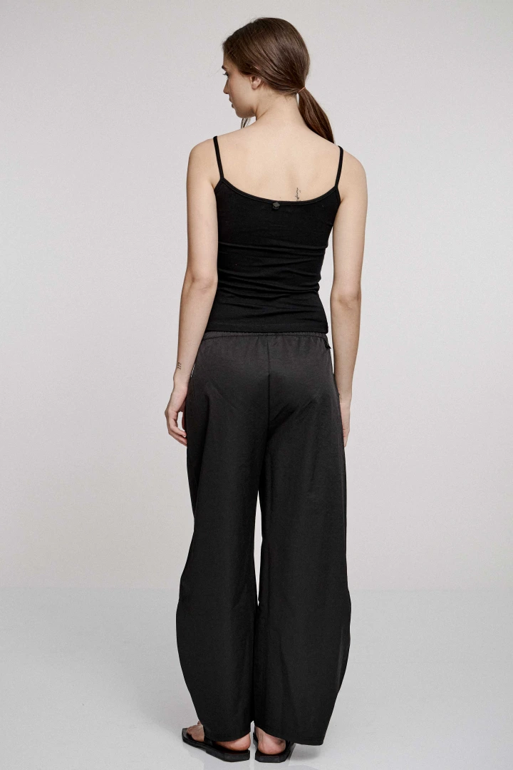 MUSCULOSA SARA