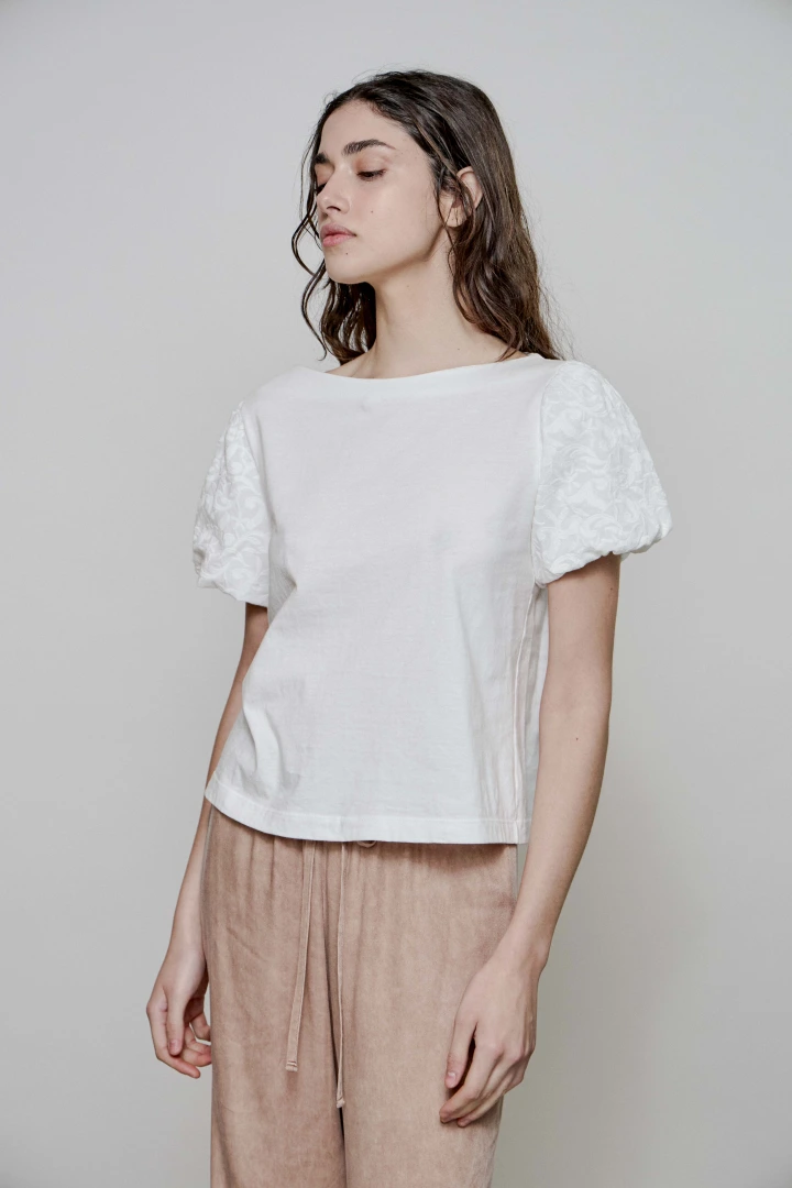 REMERA AGATHA