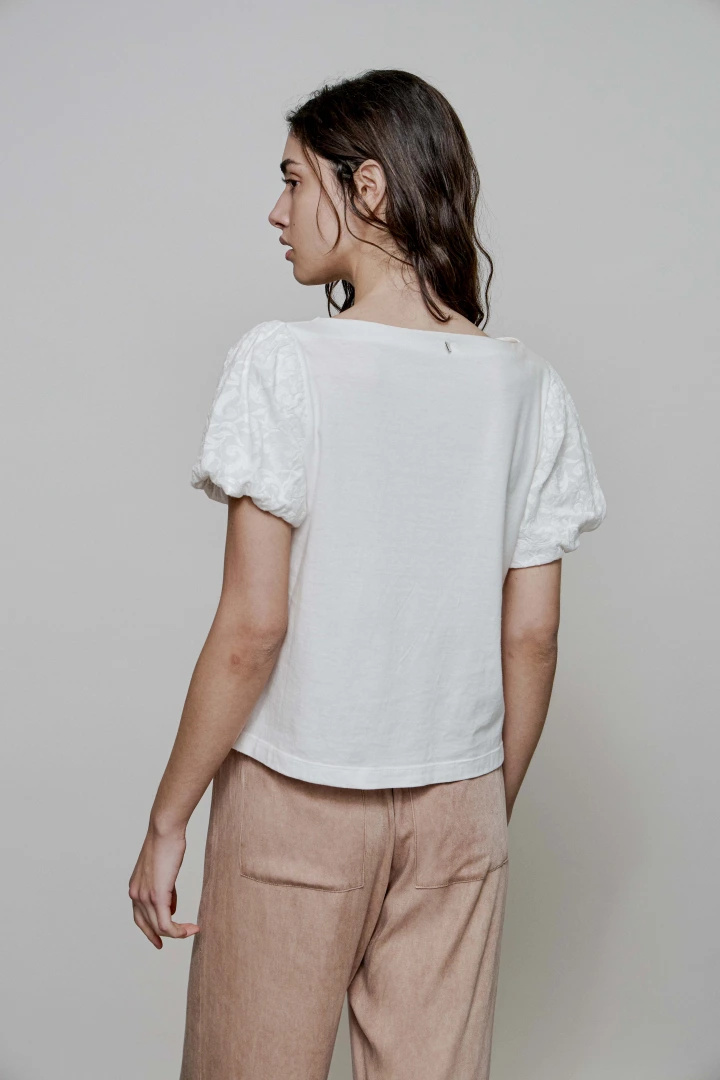 REMERA AGATHA