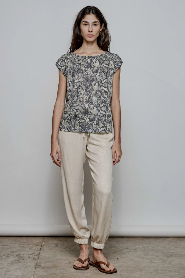 REMERA DANAE