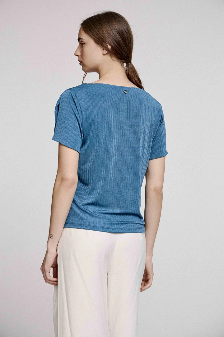 REMERA BENILDE
