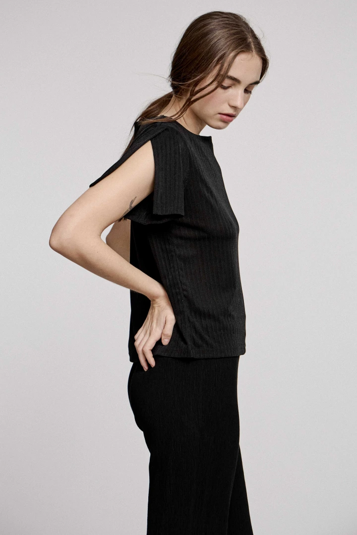 REMERA BENILDE