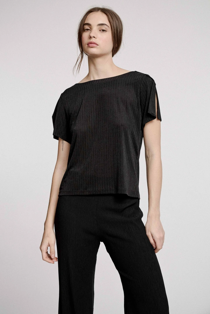 REMERA BENILDE