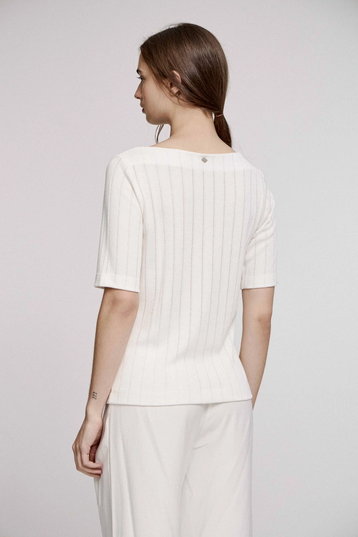 REMERA AISHA