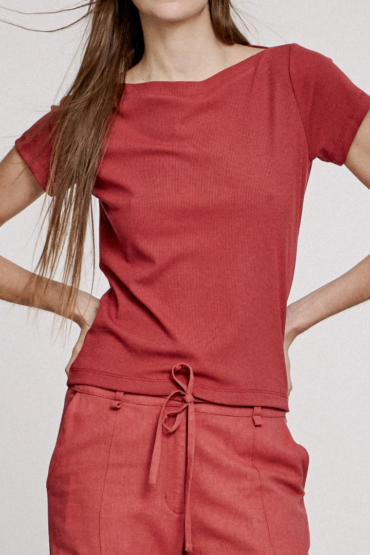 REMERA EBONIE
